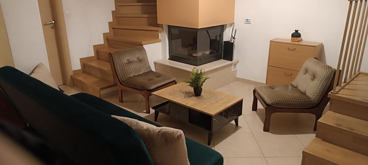 Rania S Apartment Volos